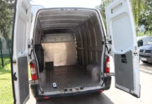 Požagali devet drogov telekomunikacijskega omrežja in odnesli 370 metrov kabla