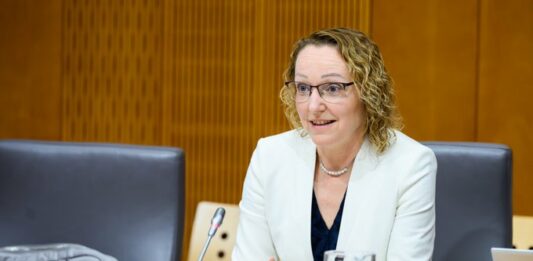 Ministrica Mateja Ribič: soočamo se s skoraj 180 milijoni evrov primanjkljaja