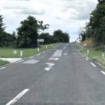 Metlika: Podpisali pogodbo za obnovo regionalne ceste in izgradnjo pločnika do Svržakov