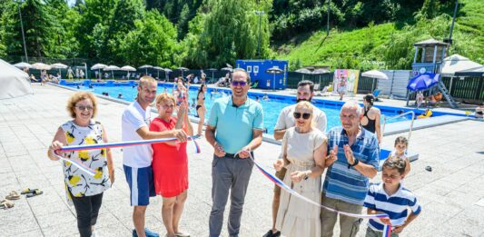Višnja Gora: Ponovno odprli bazen Zlati polž Višnja Gora