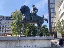 Pri Maistrovem spomeniku v Ljubljani danes shod domoljubov