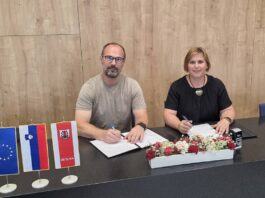 Metlika: Podpisana pogodba za ureditev plezalne stene v IC Beti