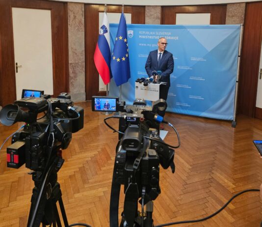 Odmev dneva: Na ministrstvu za zdravje 200-milijonska luknja