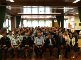 Sprejem zaposlenih v policiji, ki so sodelovali v intervenciji na območju Uršnih sel