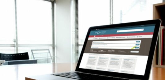 Matoz razrešil načelnike sedmih upravnih enot – med razlogi tudi varnostniki in listki na vhodu