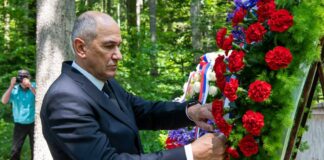 Janez Janša: “Vsak človek ima pravico do groba, dostojnega pokopa in spomina”