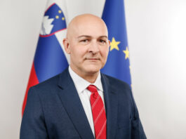 Poslanica ministra za izobraževanje, znanost in mladino ob mednarodnem dnevu mladih
