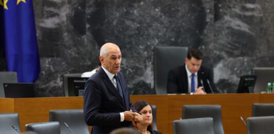 Janez Janša: Vlada bo storila vse za blaženje posledic energetske draginje