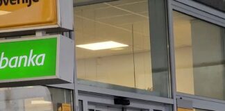 Ponoči očitno vdrli v novomeško pošto