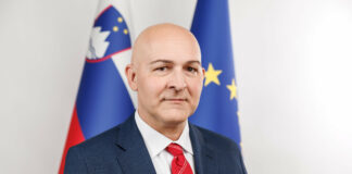 Dr. Rončević učiteljem: reforma naj prinese več znanja in manj administracije, ne manj učiteljev
