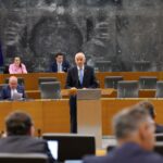Janez Janša v DZ: Denar ne raste na drevesu – z rebalansom popravljamo napake prejšnje vlade