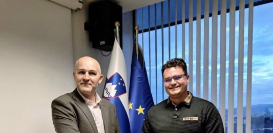 Minister in predsednik ŠOS o rešitvah za bivanje študentov in reformo šolstva