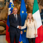Predsednik vlade z italijansko premierko Meloni o sodelovanju, migracijah in evropskih izzivih