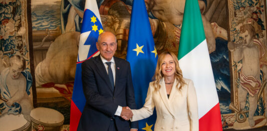 Predsednik vlade z italijansko premierko Meloni o sodelovanju, migracijah in evropskih izzivih