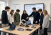 Več kot tisoč šol in vrtcev dobilo več kot 26.000 kosov digitalne opreme